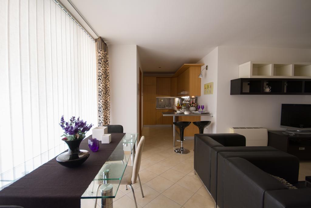 Apartments Casa Emonia Novigrad Istria Habitación foto